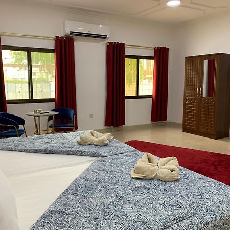 Arabian Nights Nook Hotel Muskat Bagian luar foto