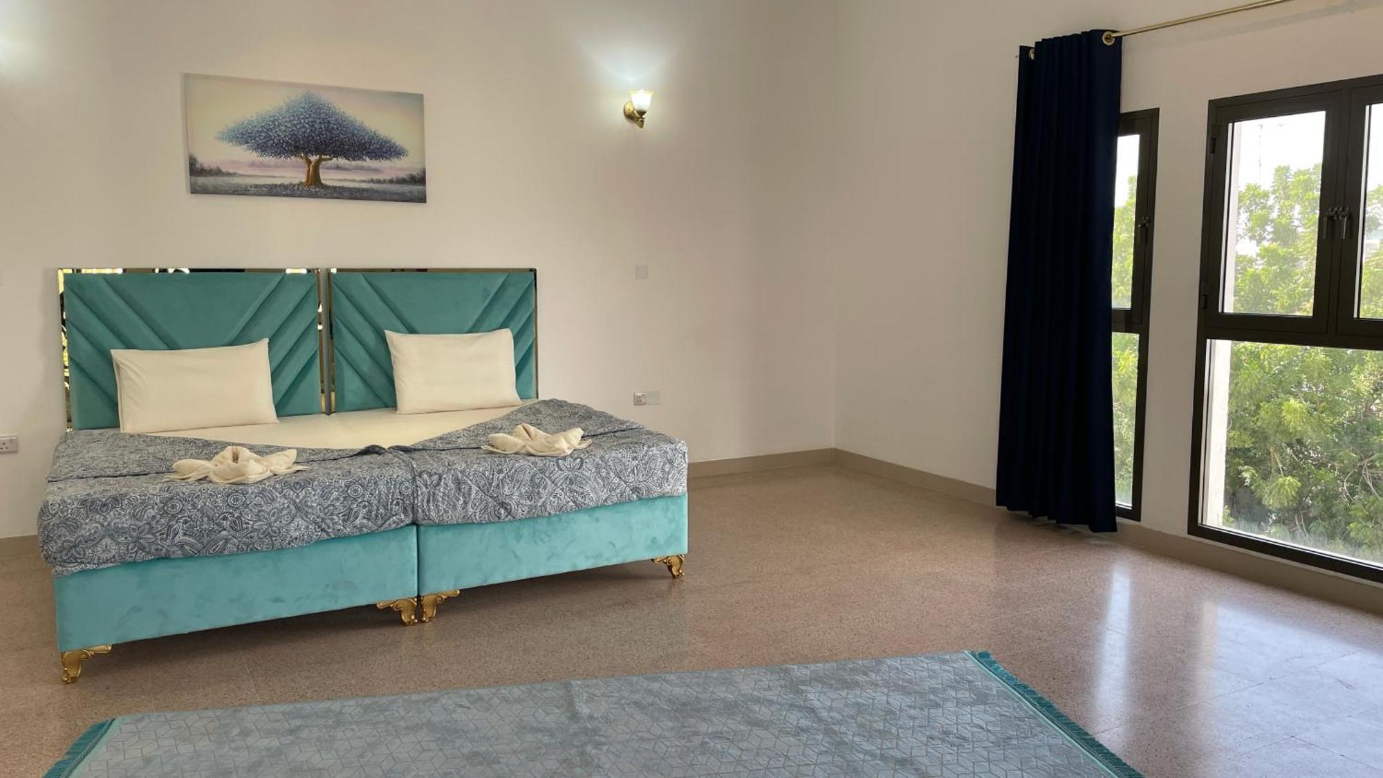 Arabian Nights Nook Hotel Muskat Bagian luar foto