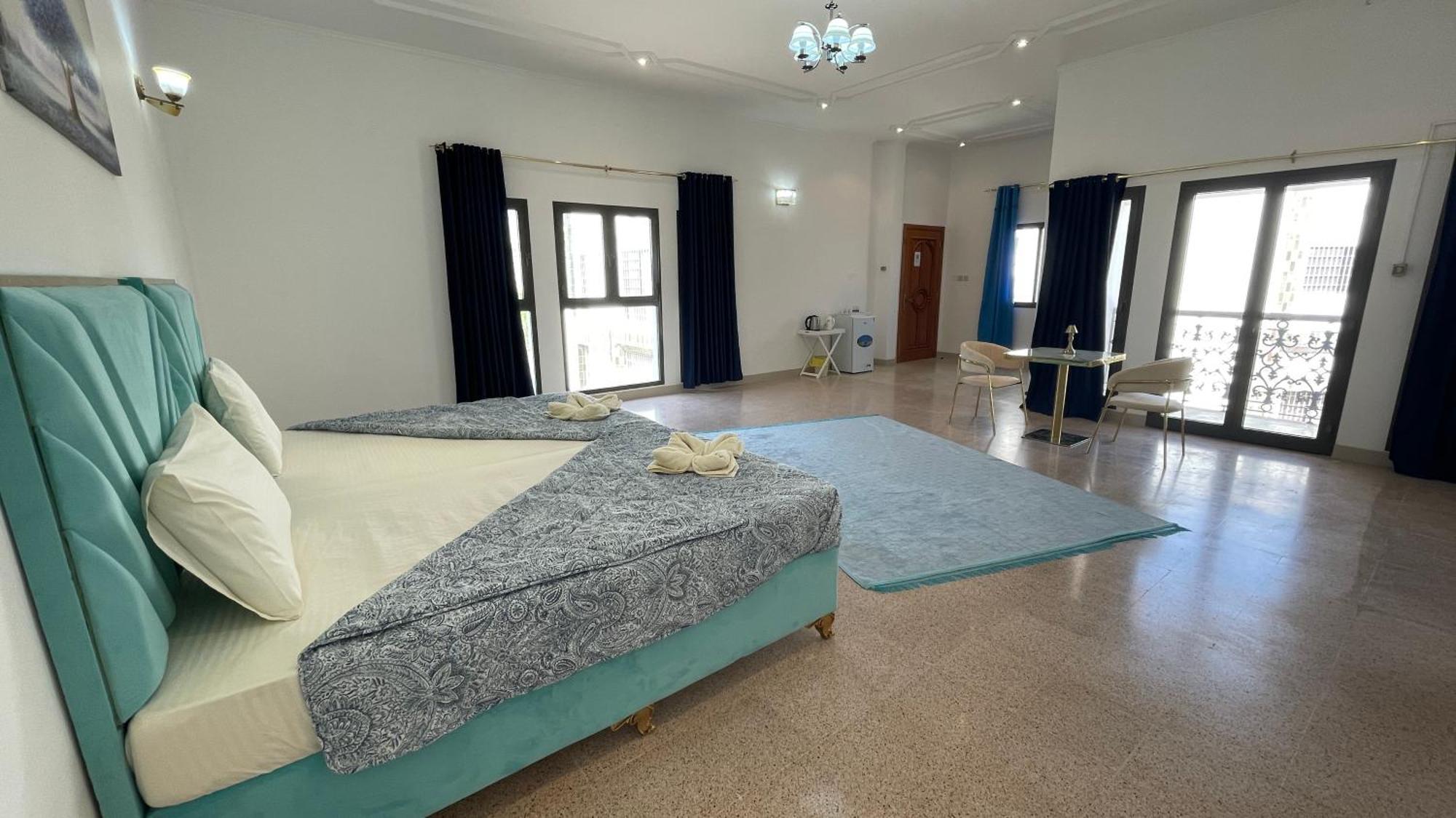 Arabian Nights Nook Hotel Muskat Bagian luar foto