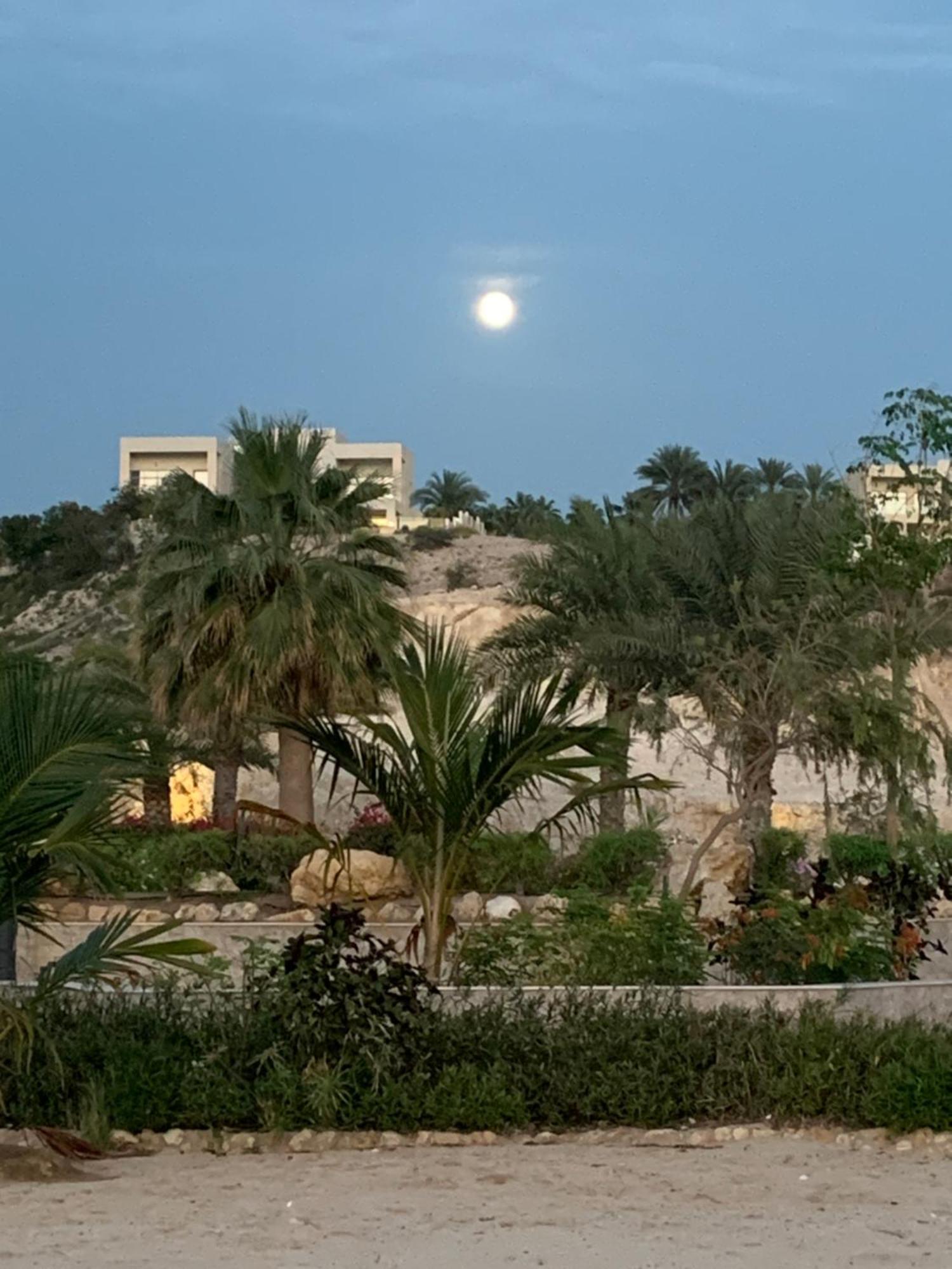Arabian Nights Nook Hotel Muskat Bagian luar foto
